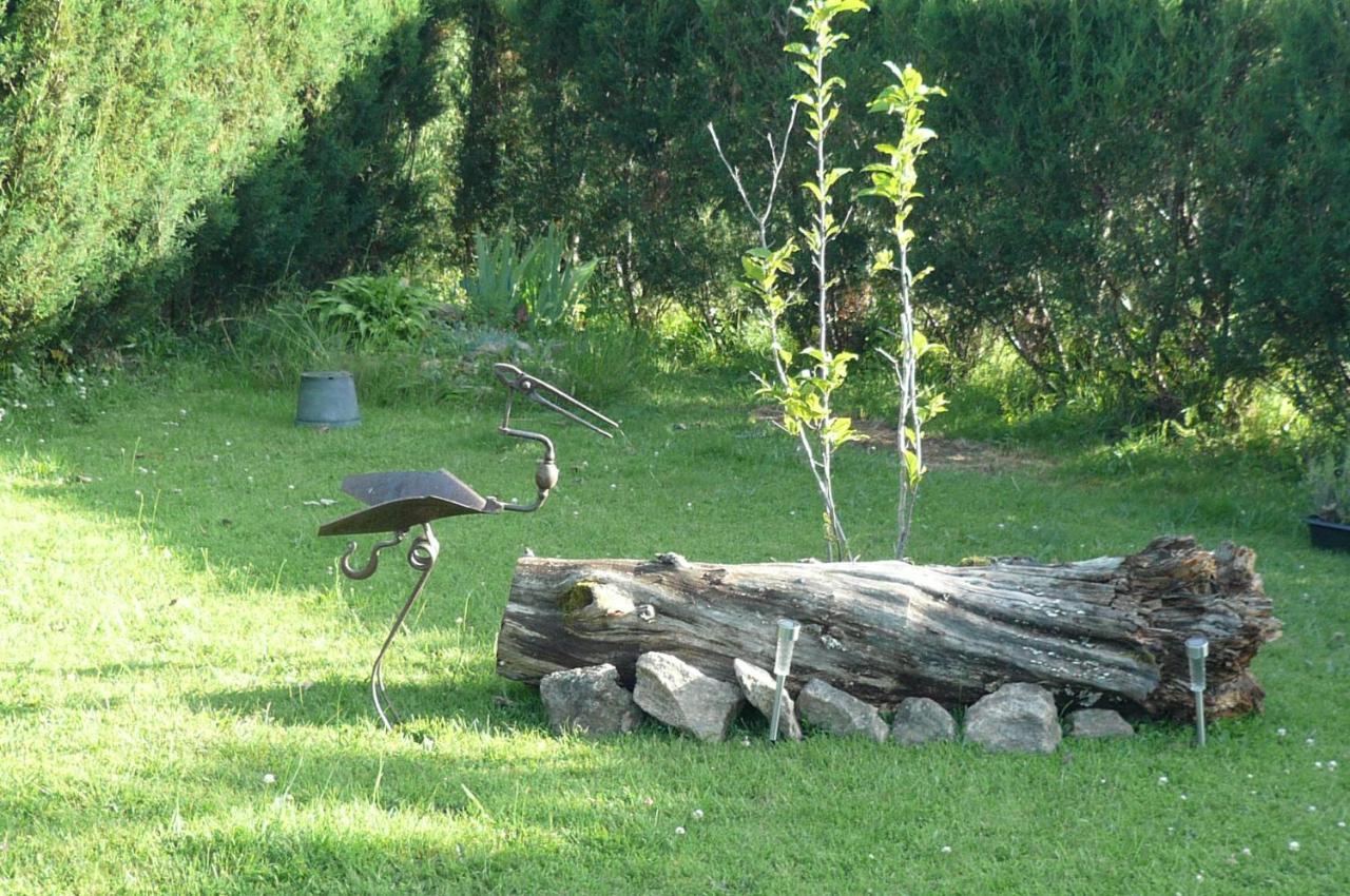 Bed and Breakfast Le Petit Papillon Eymoutiers  Exterior foto