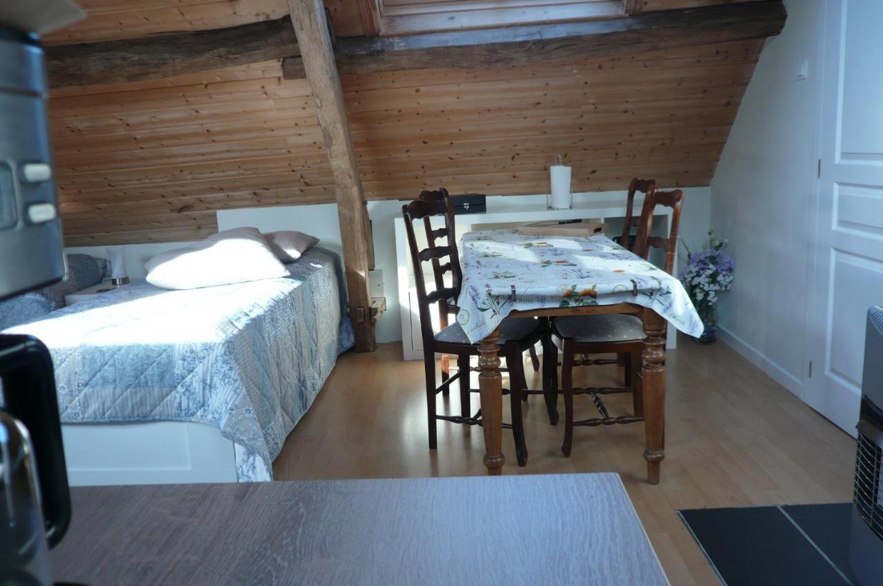 Bed and Breakfast Le Petit Papillon Eymoutiers  Exterior foto